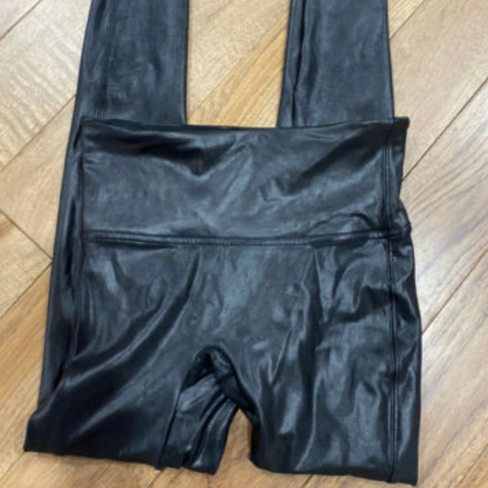 Spanx Faux Leather Shiny Black Leggings Medium M